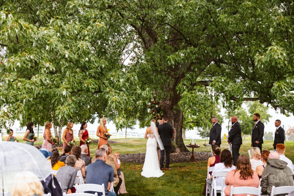 Wedding photography shot list tips