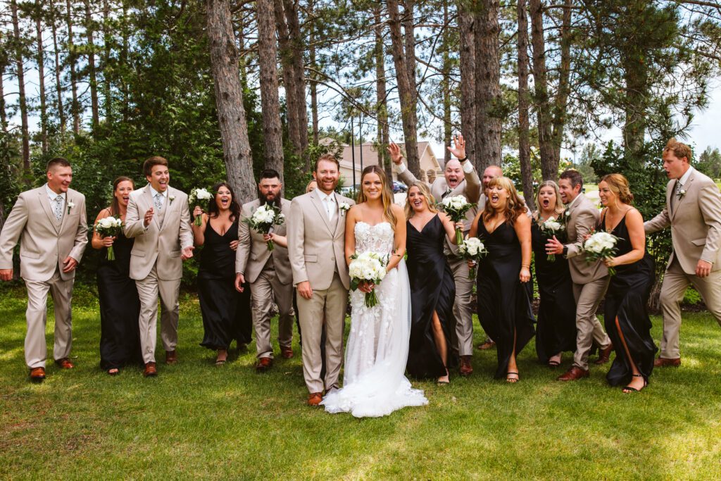 Northwestern Minnesota wedding photographer Alyssa Ashley Photography