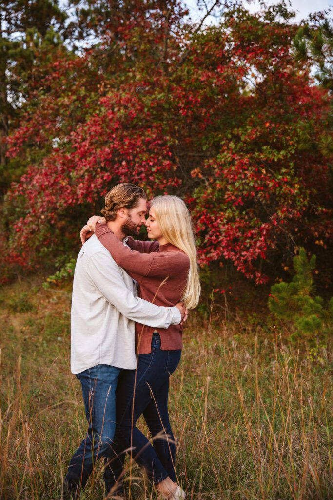 Fall engagement session outfits