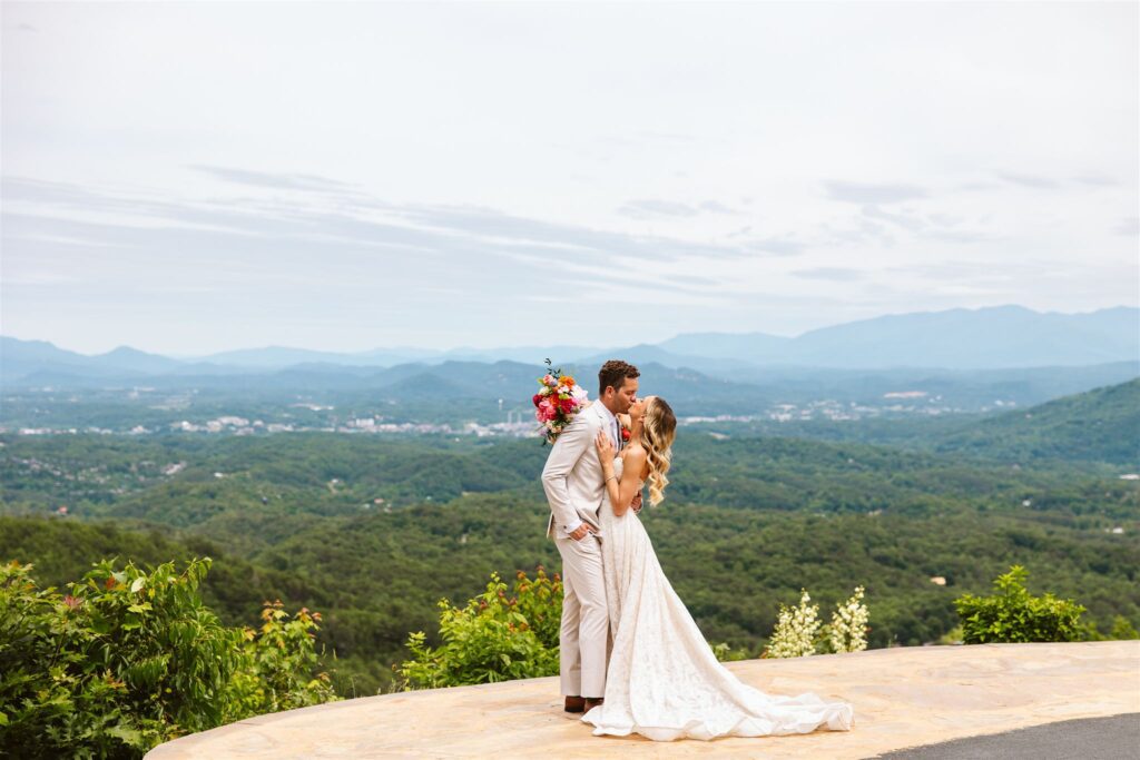 Great Smoky Mountains wedding in Gatlinburg, TN photographed by Alyssa Ashley Photography