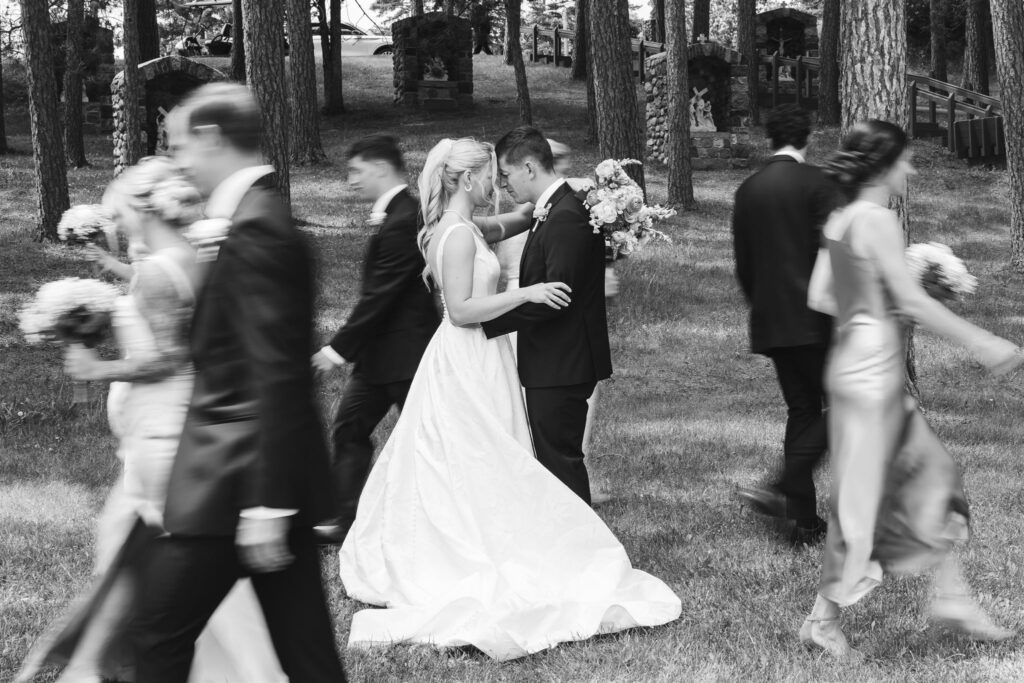 Creative bridal party photo ideas