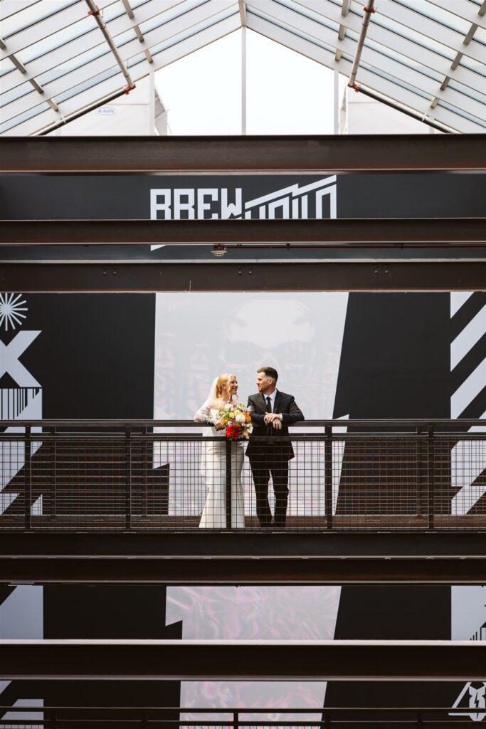 A modern wedding at Brewhalla by Drekker Brewing