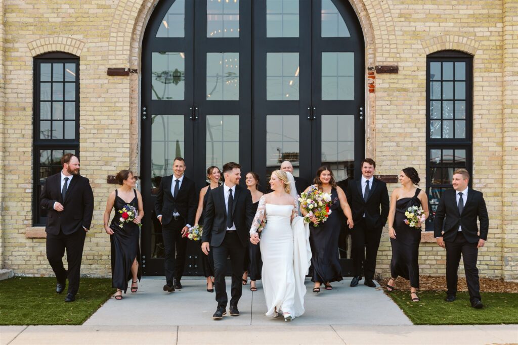 Modern Fargo wedding at Brewhalla