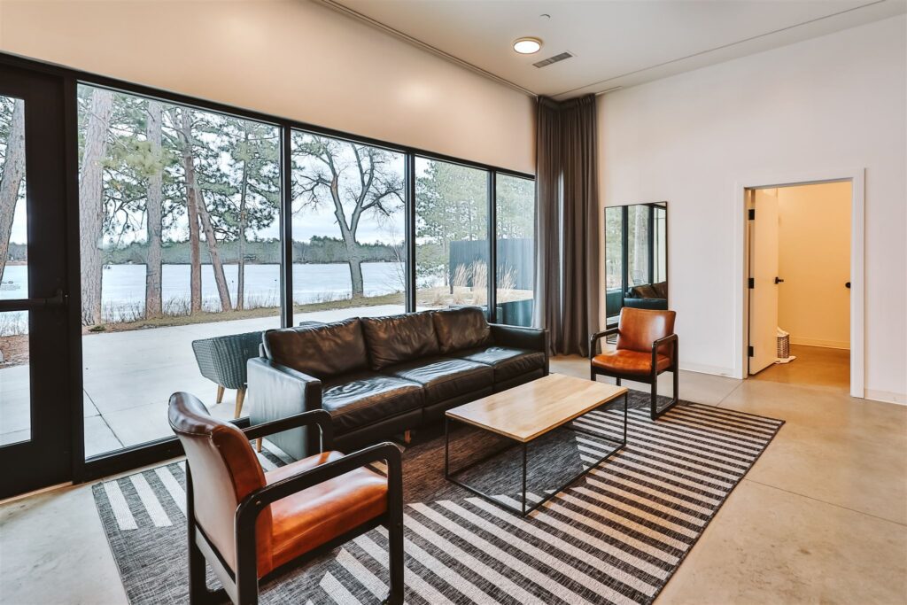 Catalyst by Nature Link groom's den space, photographed by Alyssa Ashley Photography