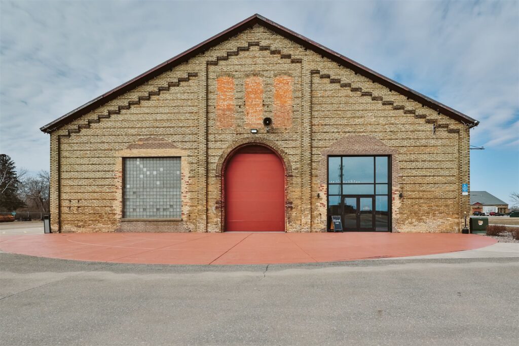 Northern Pacific Center wedding venue, photographed by Alyssa Ashley Photography